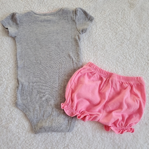 Carters 9m Outfit - Picture 5 of 5